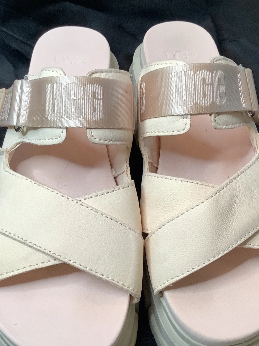 EUC UGG Ashton Slide Womens platforms sz.8.5